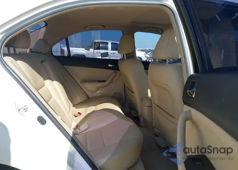 2005 Acura Tsx z USA, uszkodzony, nr VIN JH4CL96815C017366